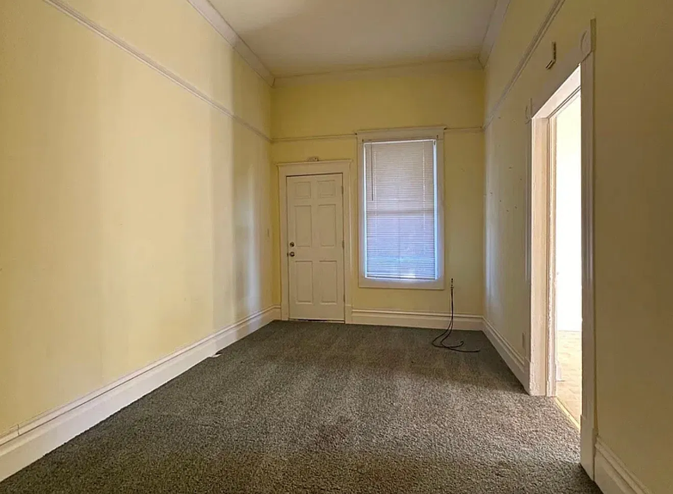 1 bed, 650 sqft, $1,300 — Photo 3