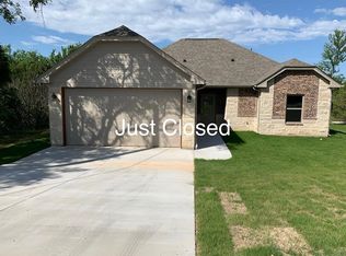5818 Stonegate Cir, Granbury, TX 76048