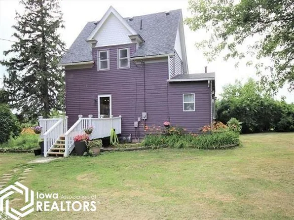 207 W 3rd St, Hanlontown, IA 50444