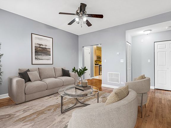 5th image of 3105 W Wilson Ave #3