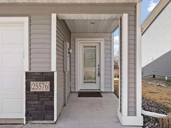 25576 5th St W, Zimmerman, MN 55398