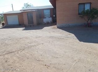 3355 W Calle Tres, Green Valley, AZ 85622