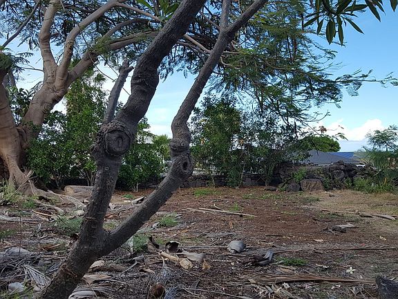 4th image of 73-1087 Kaiminani Dr