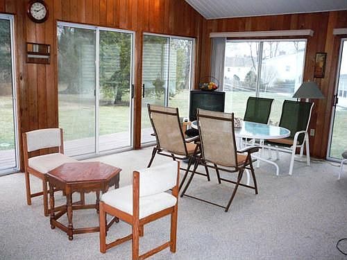 Three-season Room