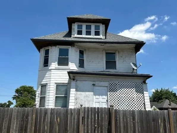 2118 Vinewood St, Detroit, MI 48216