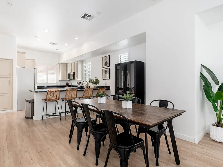 9551 E Redfield Rd #1001 — Photo 5