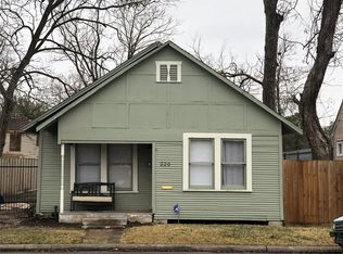 220 E 34th St, Houston, TX 77018