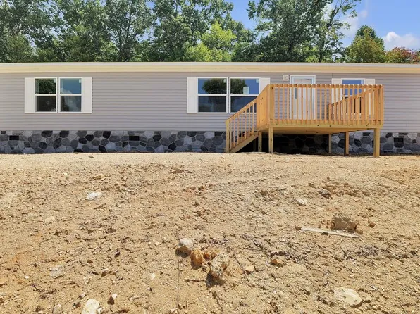 8486 Reedy Creek Rd, Bristol, VA 24202
