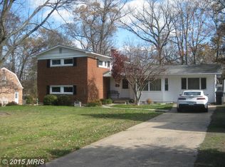 3829 Prince William Dr, Fairfax, VA 22031