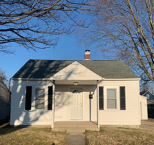 605 S Oak St Photo 1