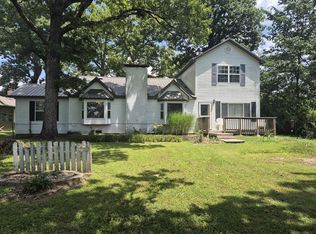138 S Hickory St, Forsyth, MO 65653