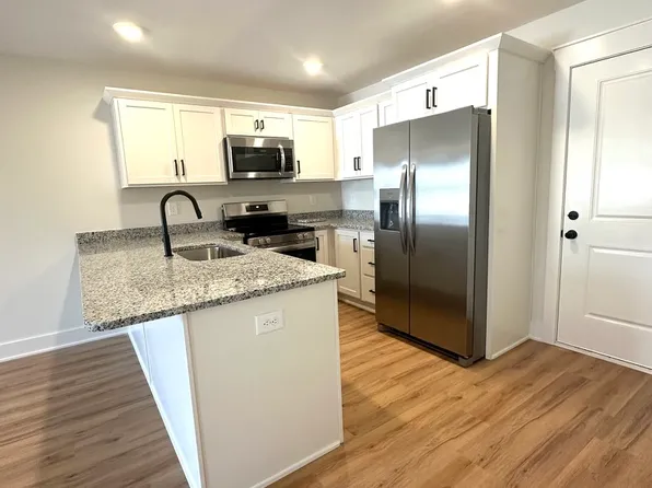 340 Three Brothers Way #B, Portland, TN 37148