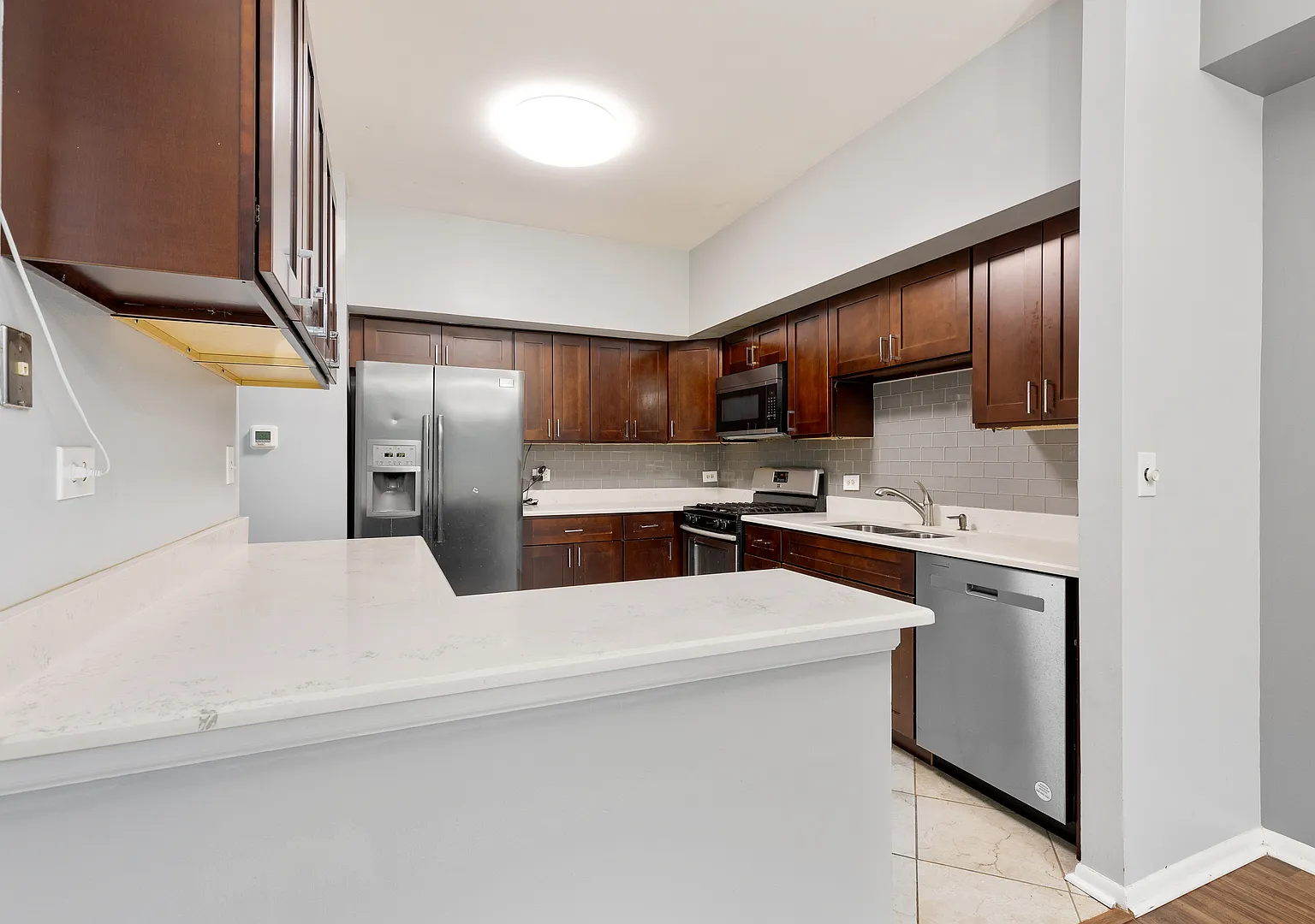3 bed, 2.5 bath, $2,600 — Photo 3
