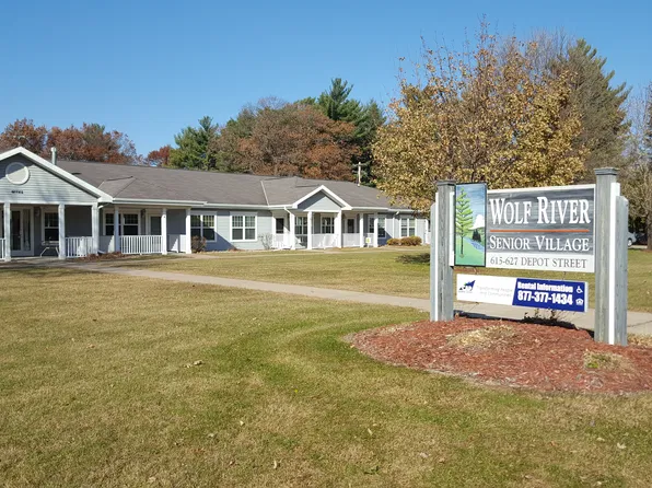 627 Depot St APT 9, Manawa, WI 54949