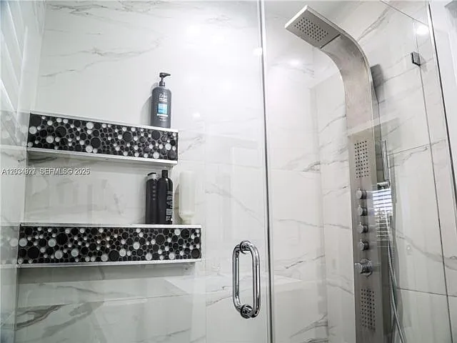 9035 SW 148th Ct — Photo 5