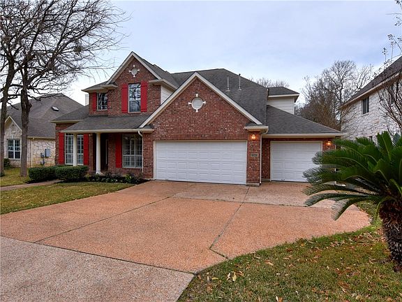 3rd image of 2505 Resnick Dr