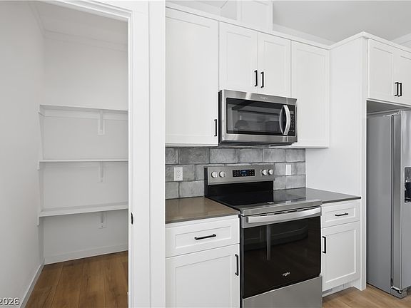 5th image of 5621 Saddletree Rd