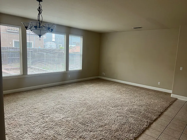 2205 Maloney Dr — Photo 6