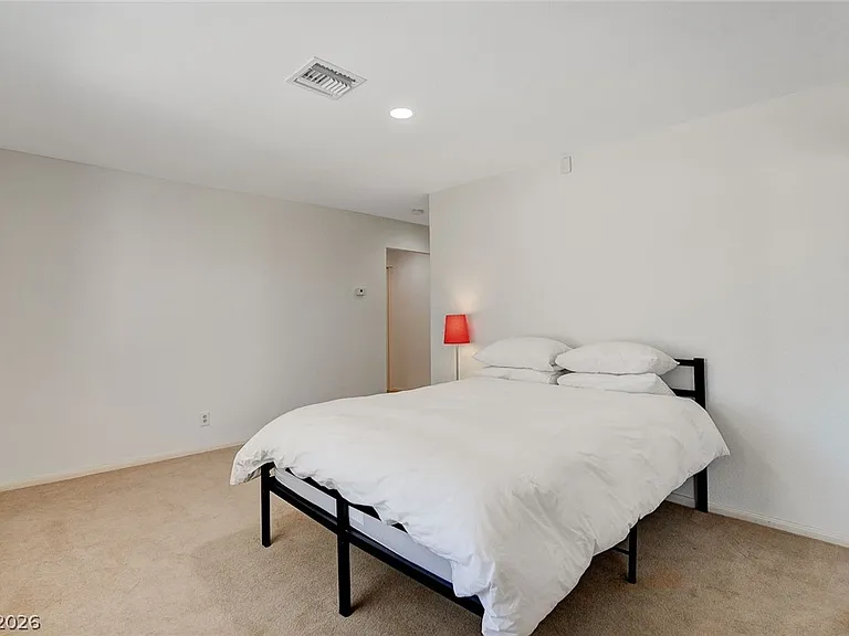 408 Lacy Ln — Photo 18