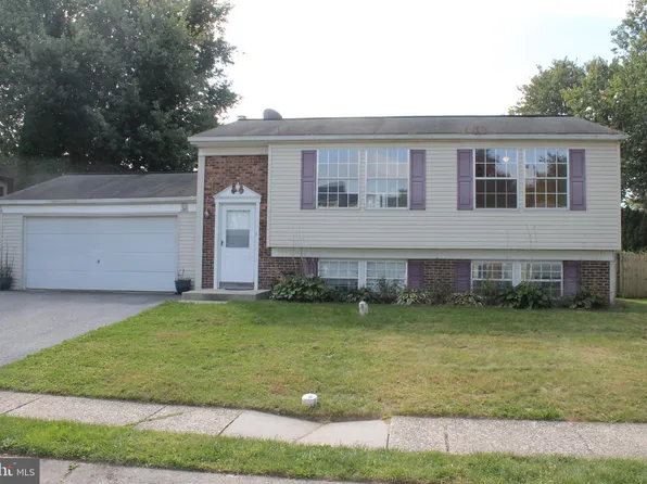 168 Tanglewood Ln, Lancaster, PA 17601