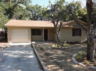 4113 Bowling Green St, Forest Hill, TX 76119