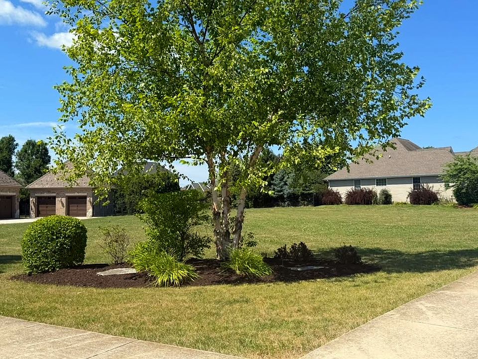 2nd image of 24951 W Lake Forrest Ln