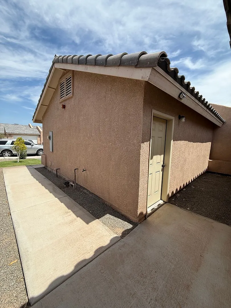 3 bedroom Townhome in Desert Sky! — Photo 3