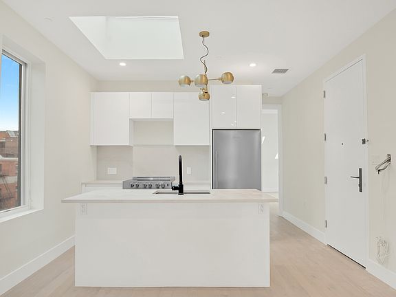 3rd image of 45 2nd Ave #5