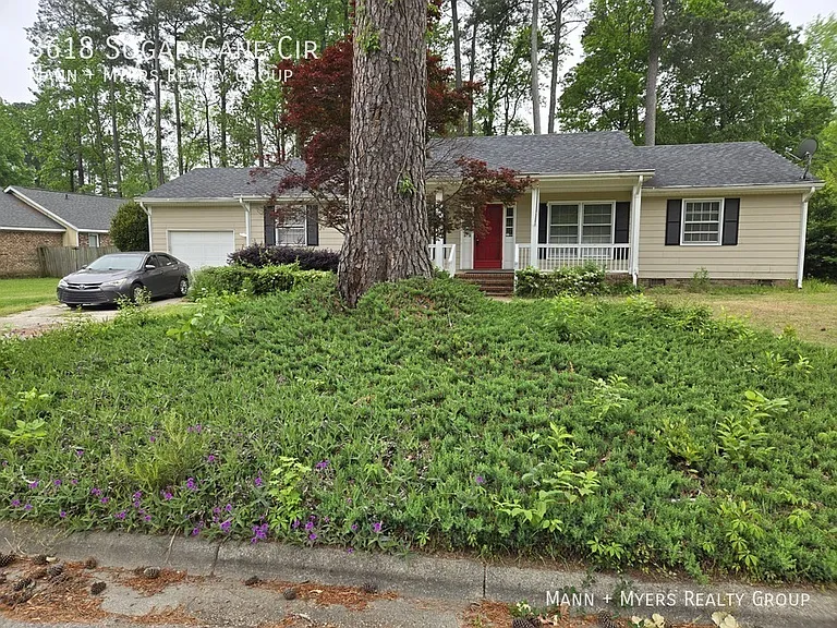 3618 Sugar Cane Cir — Photo 2