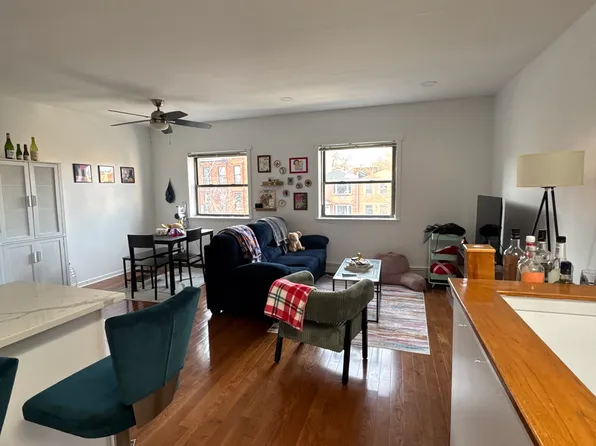 888 Gates Avenue image 1 of 9