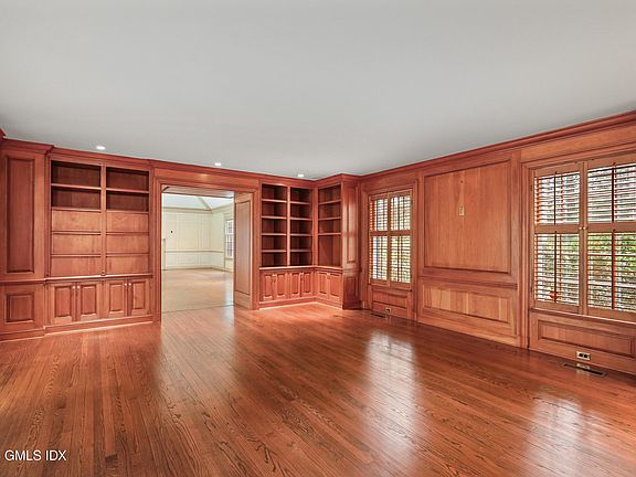 5th image of 583 Lake Ave