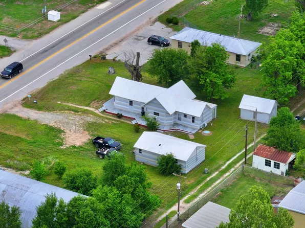 502 & 504 S Main St, Tonkawa, OK 74653