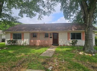 1802 Junker St, Rosenberg, TX 77471