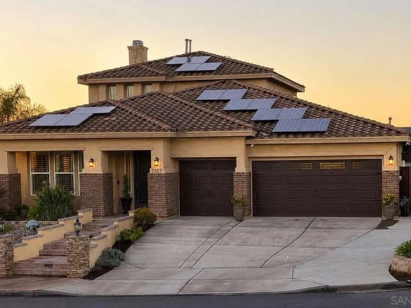 2nd image of 2327 Clearcrest Ln