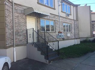 577 Aztec Pl #1, Far Rockaway, NY 11691