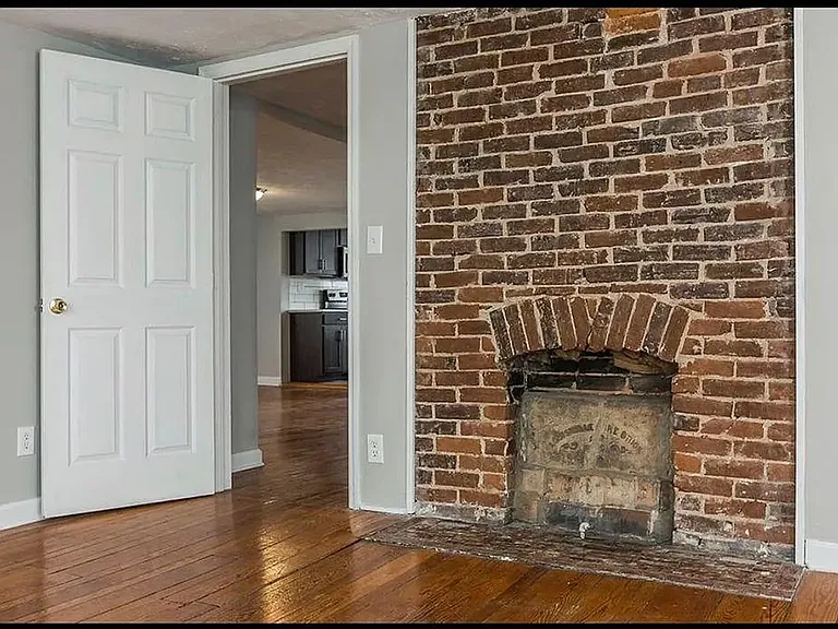 676 Headley Ave — Photo 11