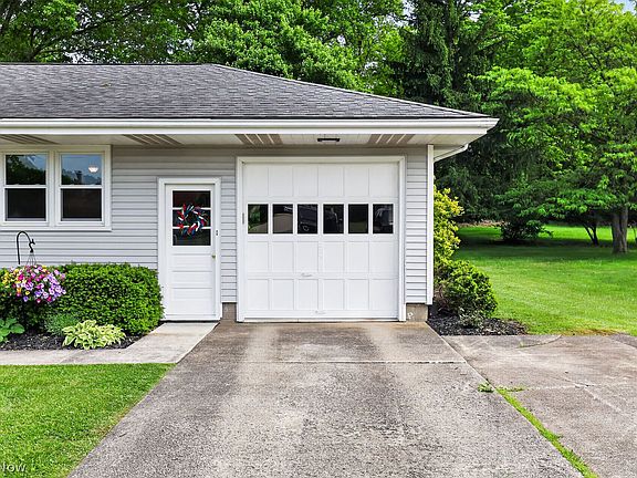 3rd image of 5701 Herbert Rd