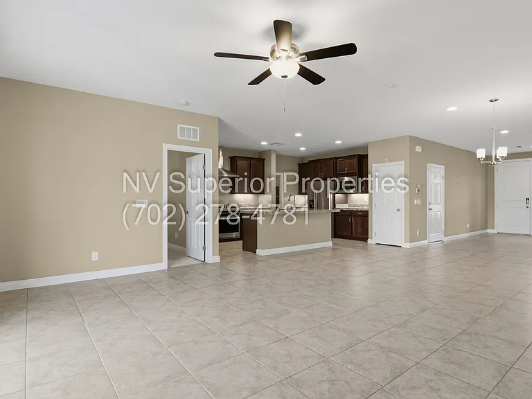 4627 Chestnut Tiger St — Photo 14