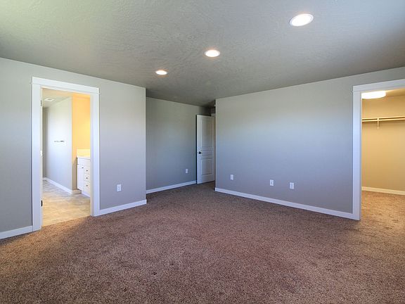 5th image of 3064 S Dawes Pl