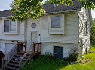 1407 Kenai Ct, Coralville, IA 52241
