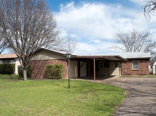 409 Thompson Dr, Saginaw, TX 76179