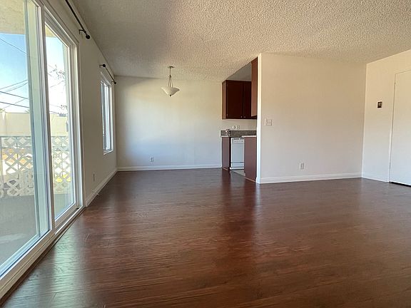 2nd image of 3734 S Canfield Ave APT 221