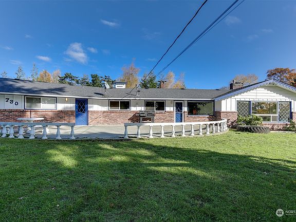 5th image of 730 SE Castle Park Court