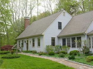 136 Concord Dr, Madison, CT 06443