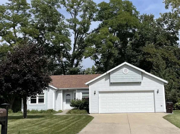 445 Connie CIRCLE, Lake Geneva, WI 53147
