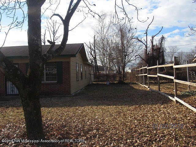 2nd image of 1112 Russwin St