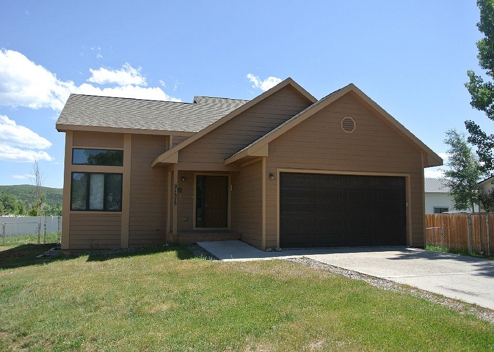 1st image of 21575 2nd Ave