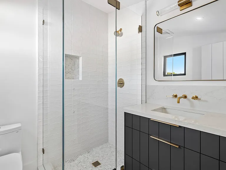 700 1/2 Iris Ave — Photo 15