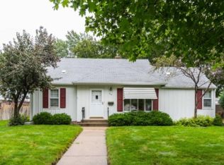 7115 Clinton Ave S, Richfield, MN 55423