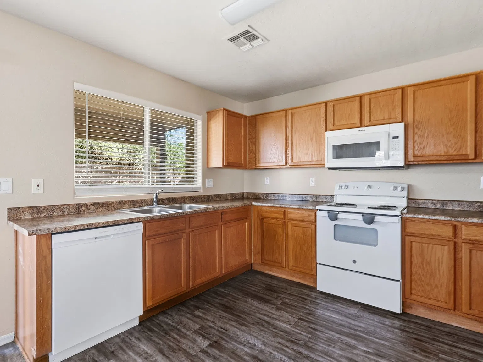 P553B 43756 W. Rio Grande Drive - 1 — Photo 4